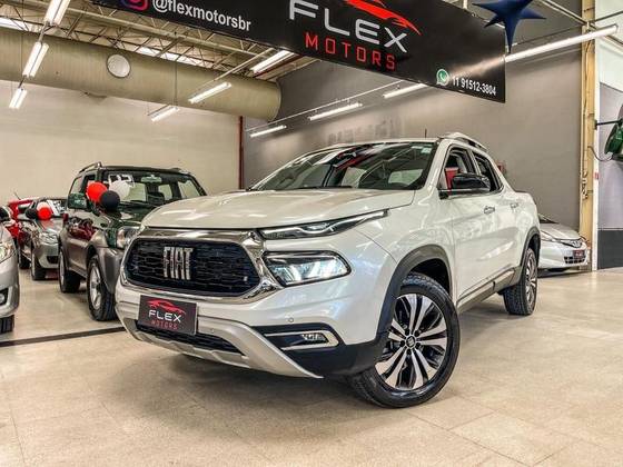FIAT TORO 2.0 16V TURBO DIESEL VOLCANO 4WD AT9 FIAT TORO 2.0 16V TURBO DIESEL VOLCANO 4WD AT9